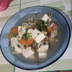 Sayur bening Tahu+cambah kedelai রেসিপির প্রধান ছবি