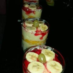A picture of Fruit Banana Shake.