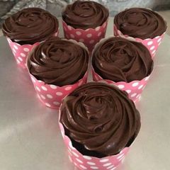 A picture of Chocolate cupcakes.