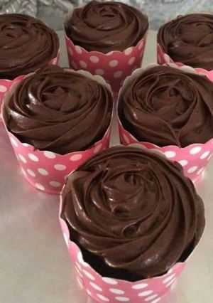 A picture of Chocolate cupcakes.