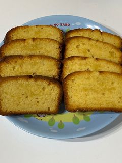 檸檬蜂蜜牛油磅蛋糕 的食譜成品照片