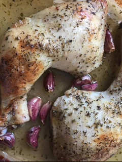 Una foto de Contramuslos de pollo al horno