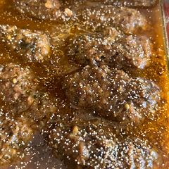 A picture of Chicken kafta kabab curry.