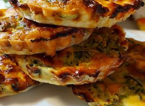 Foto di Mini quiche senza panna con crescenza e zucchine