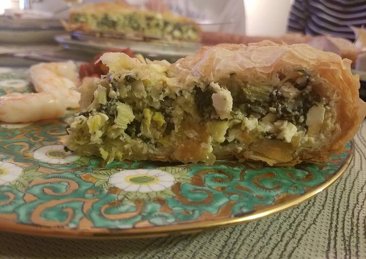 How to Make Super Quick Homemade Spanakopita Pie