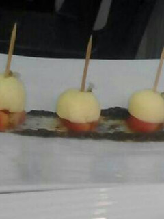 Una foto de Ensalada capresca estilo gourmet
