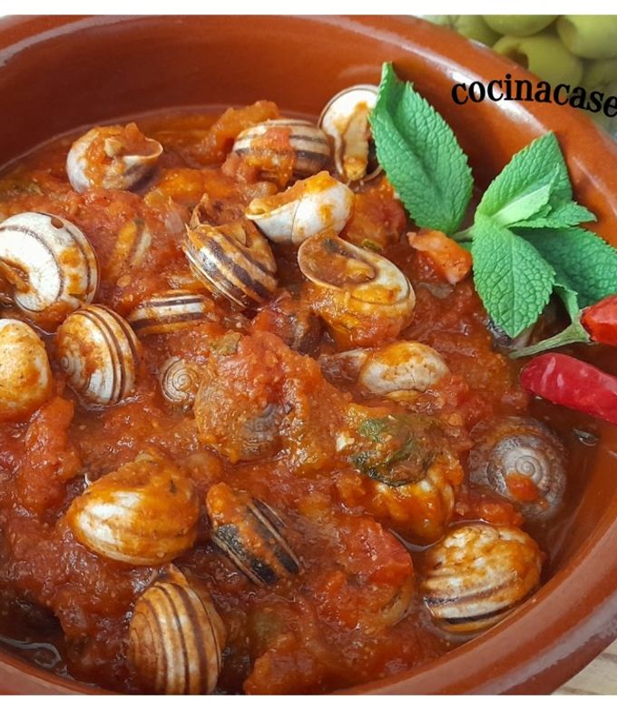 Foto principal de Caracoles en salsa