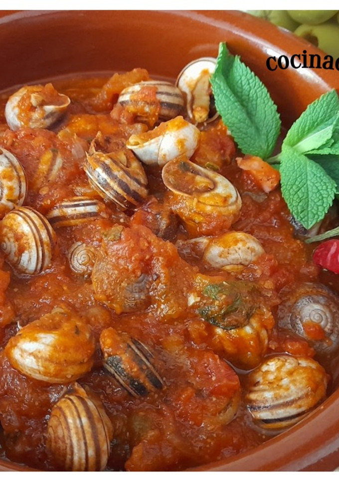 Una foto de Caracoles en salsa