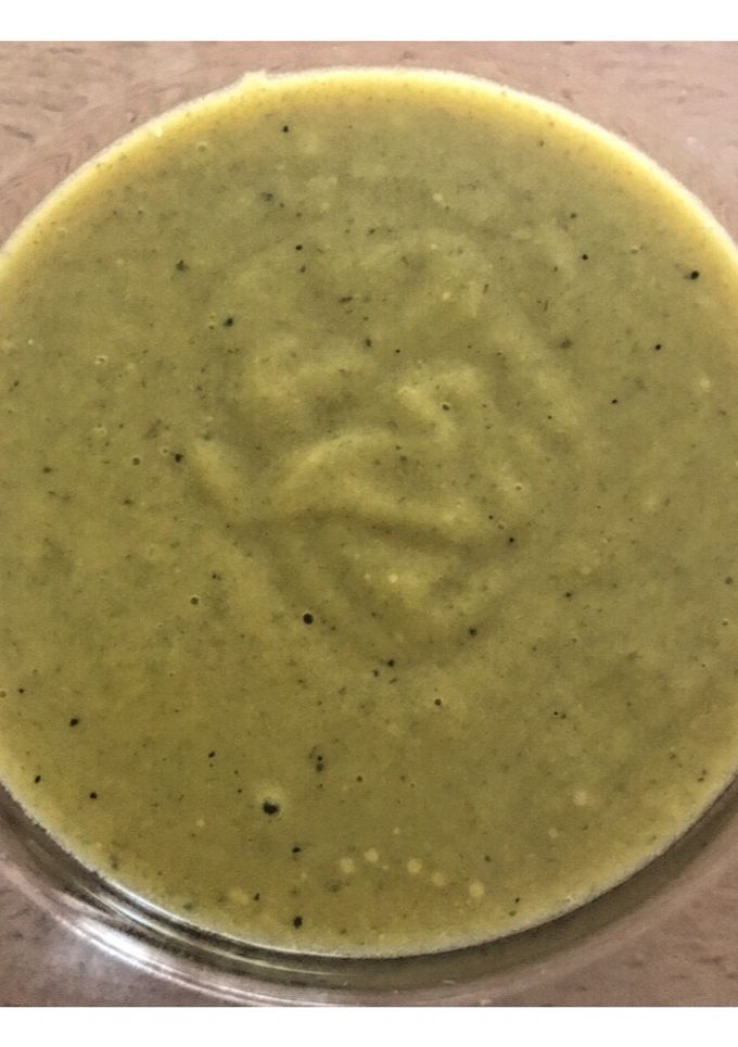 Una foto de Crema de calabaza y espinacas