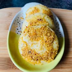 A picture of Podi Idli.