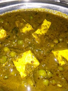 पालक पनीर (palak paneer recipe in marathi) रेसिपी चे मुख्य फोटो