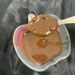 A picture of Chocolate almond sauce.