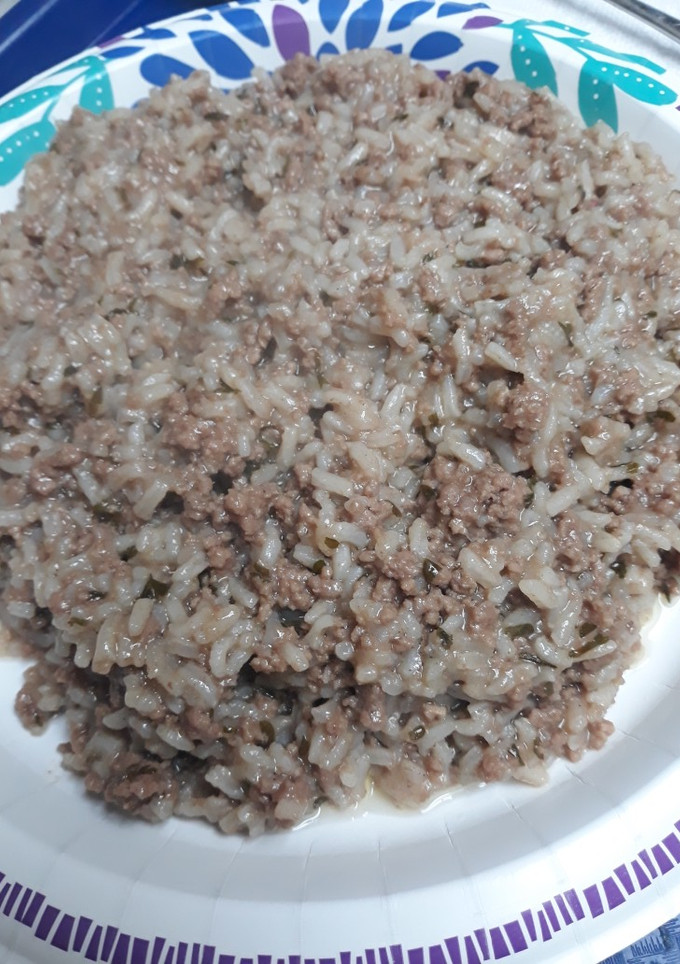 A picture of Boiled Beef and Rice.