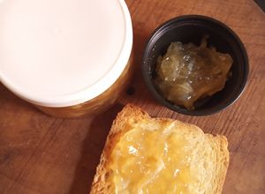 Una foto de Dulce casero de mandioca súper fácil