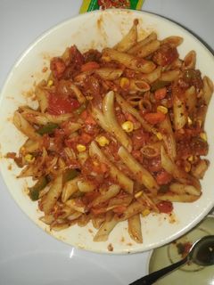 રેડ પાસ્તા(red pasta recipe in gujarati) રેસીપી મુખ્ય ફોટો