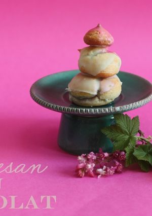 A picture of Wes Anderson-inspired Courtesan au Chocolat.