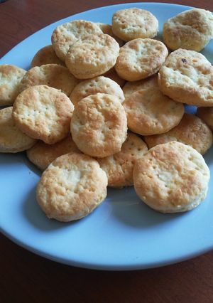 Una foto de Bizcochitos de queso, facilísimos!!!