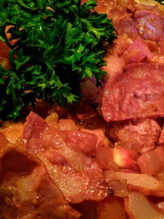 Una foto de CHORIZO Con Tomate...!