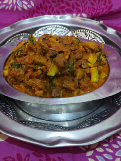 பள்ளிபாளையம் மட்டன் கிரேவி செய்முறை முக்கிய புகைப்படம்