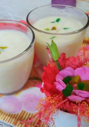 A picture of Mawa malai shake.