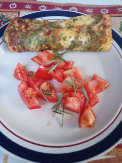 Una foto de Omelette de huevo y lechuga🥬