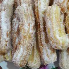 Una foto de Churros ricos, fáciles y económicos