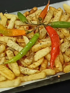 फलाहारी फिंगर चिप्स (falahari finger chips recipe in Hindi) रेसिपी मुख्य फोटो