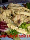 Straccetti di Petto di Pollo serviti su Letto di Insalata Mista