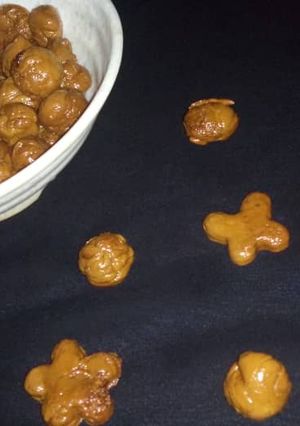 A picture of Condensed milk candy.