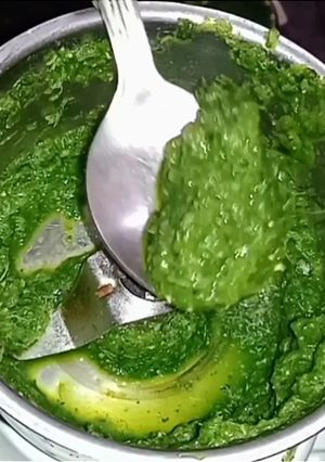 A picture of Spicy Green Chutney For Sandwiches 📌.