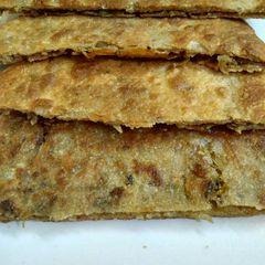 A picture of Raw papaya Paratha.