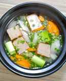 Canh chả cá Nhật Bản