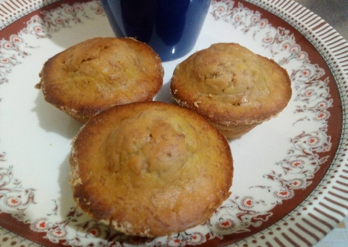 Banana lemon muffins