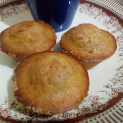 A picture of Banana lemon muffins.