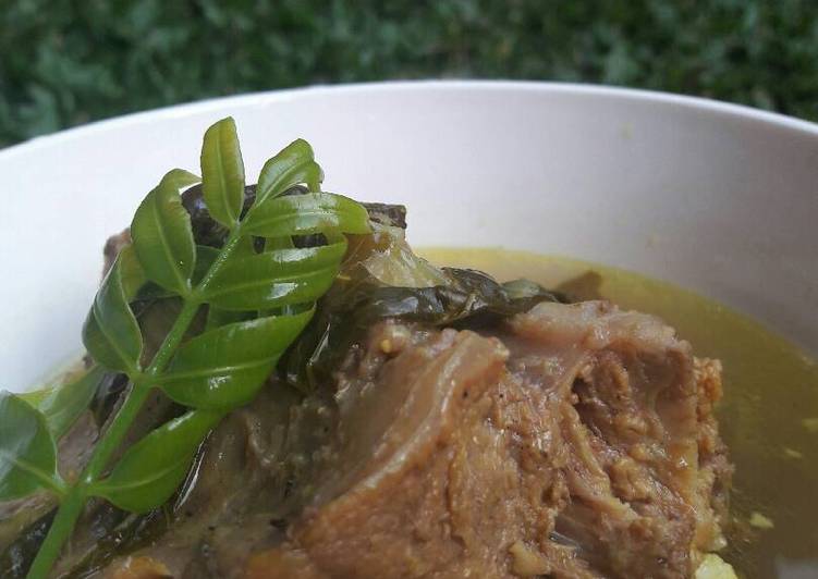 Resep Asem-asem pedas kambing daun kedondong #KitaBerbagi yang Sempurna
