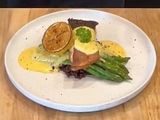 Cá Hồi Sốt Hollandaise