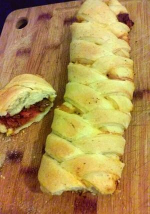 Una foto de Trenza de hojaldre rellena
