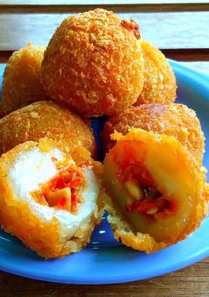Foto resep Cilok crispy isi sosis pedas