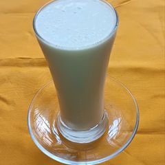 A picture of 4 Minutes Banana Coconut Milk Smoothie.