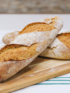 Una foto de Baguette francesa con poolish