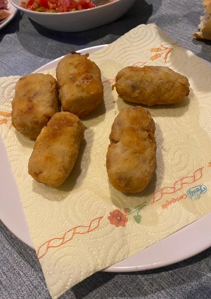 Una foto de Croquetas puchero