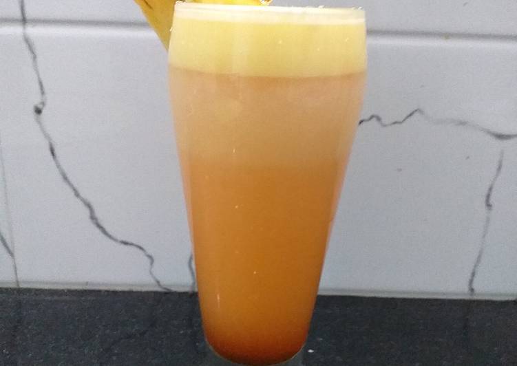 Simple Way to Make Quick Pineapple Sherbet Coconut Cocktail