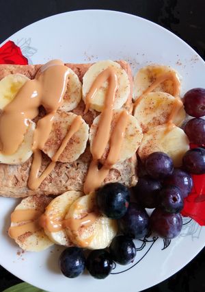 Una foto de Waffles de Pera, Canela y Limón🍐🧇🍋