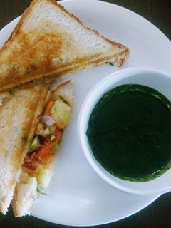 सलाद सैंडविच (Salad sandwich recipe in Hindi) रेसिपी मुख्य फोटो