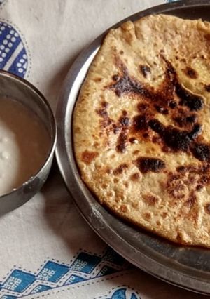 A picture of Radishes Ka Paratha.