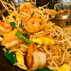 A picture of Easy, Accessible Pad Thai.