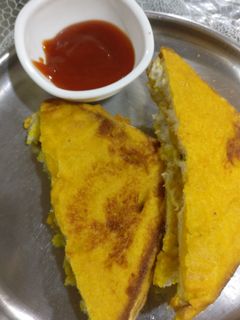 બ્રેડ પકોડા(Bread Pakoda Recipe in Gujarati) રેસીપી મુખ્ય ફોટો