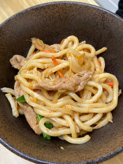 泡菜豬肉炒烏龍 的食譜成品照片