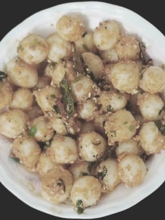 A picture of Ground rice ball dumpling.