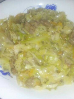 A picture of Mix cabbage and beef.